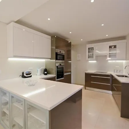 Lovely Vilamoura 4 Bedrooms Pinhal Short Drive To Marina Air Conditioning Quarteira