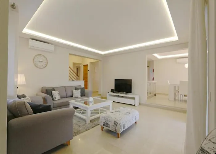 Lovely Vilamoura 4 Bedrooms Pinhal Short Drive To Marina * Quarteira