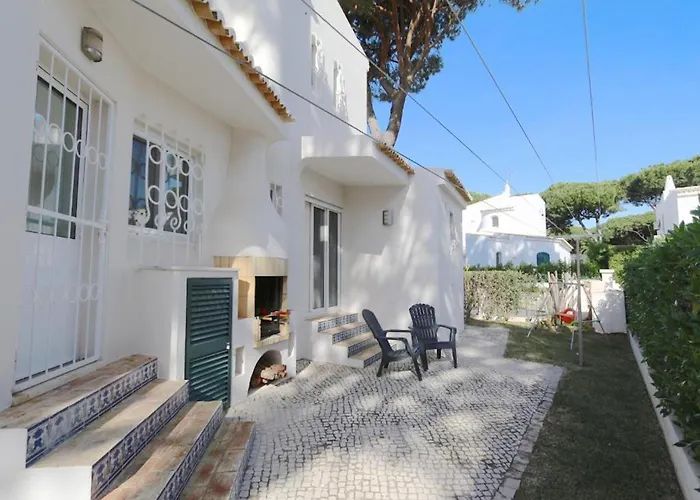Lovely Vilamoura 4 Bedrooms Pinhal Short Drive To Marina Villa