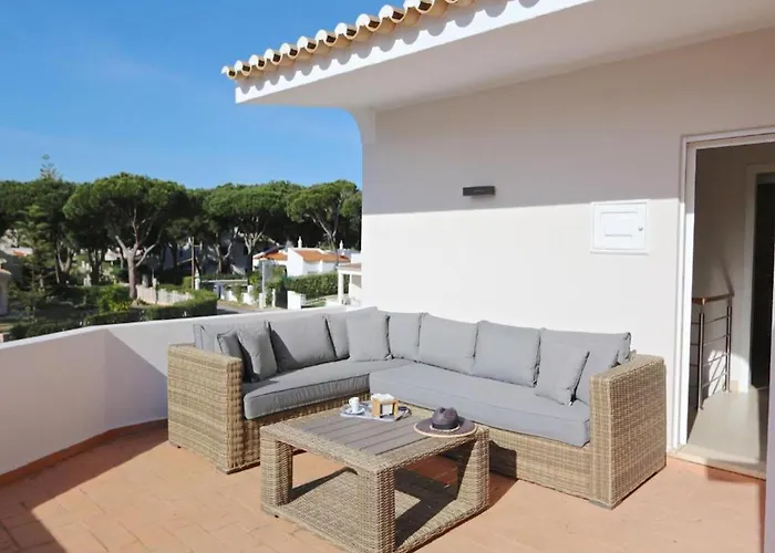 Lovely Vilamoura 4 Bedrooms Pinhal Short Drive To Marina Villa *