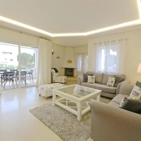 Villa Lovely Vilamoura 4 Bedrooms Pinhal Short Drive To Marina *