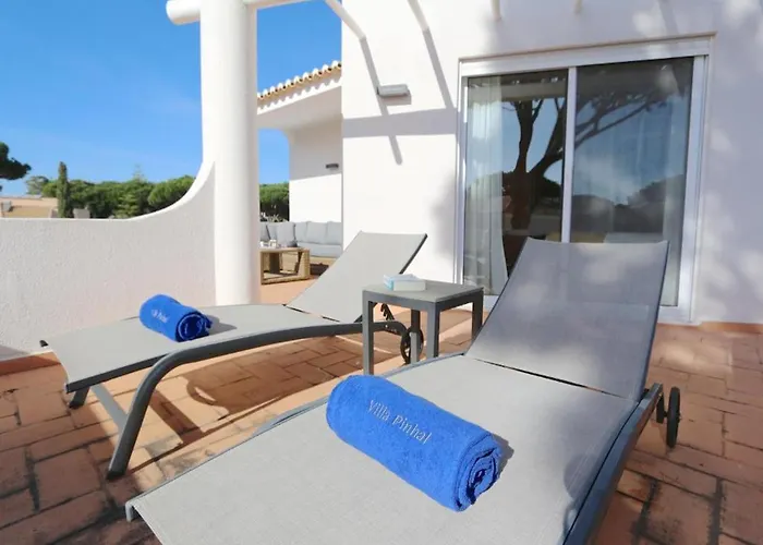 Lovely Vilamoura 4 Bedrooms Pinhal Short Drive To Marina Villa *